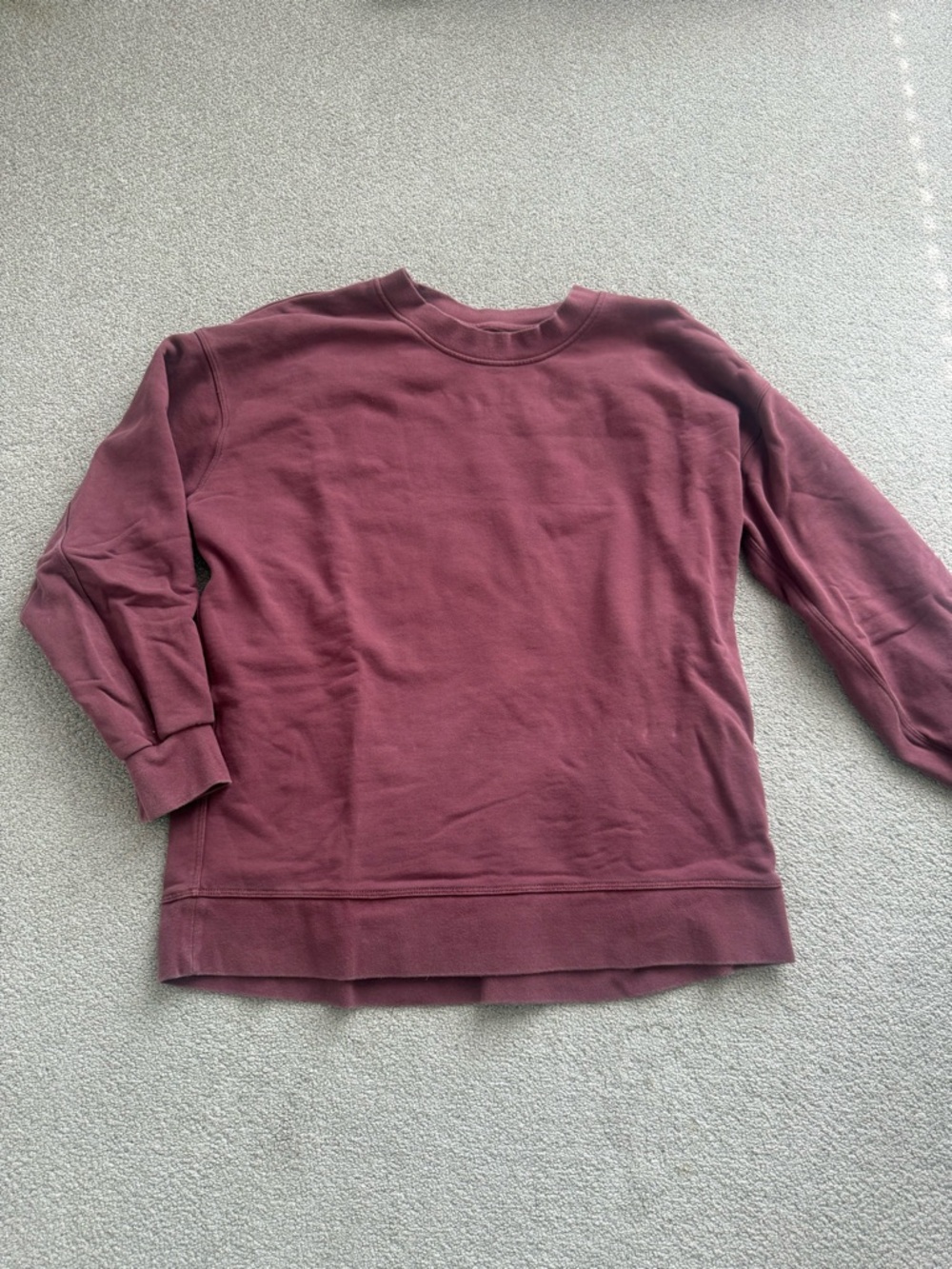 Womens Lululemon Crewneck Sweatshirt in Burgundy